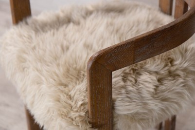 gardena-sheepskin-dining-chair-seat